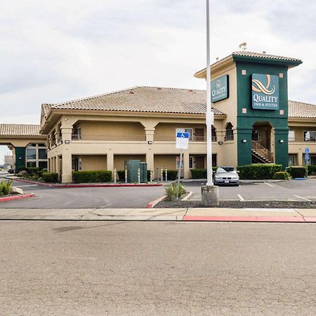 Quality Inn & Suites Lathrop Exterior photo